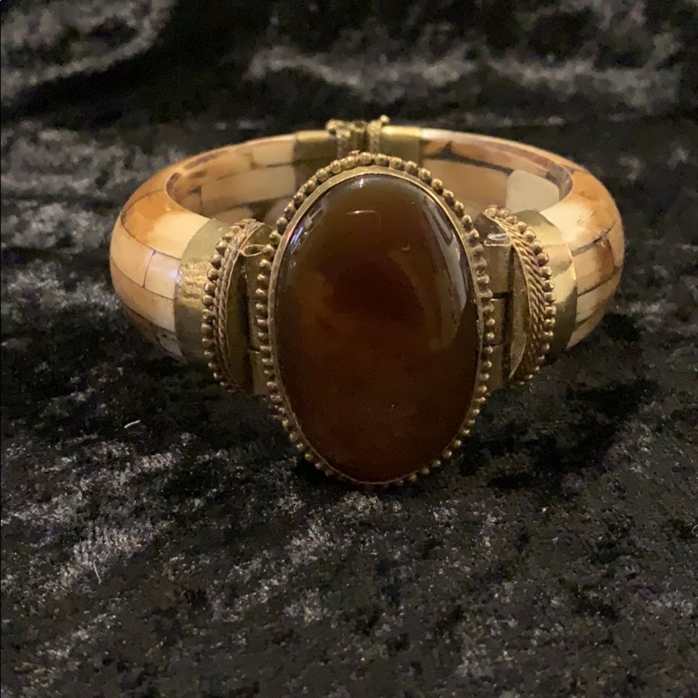 Woman’s bracelet
